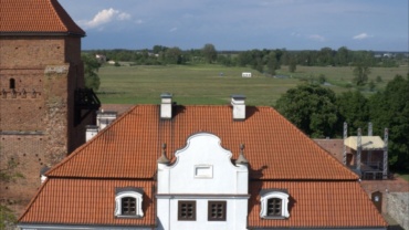 Dworek barokowy - siedziba muzeum oraz napis "Zbrojownia"
