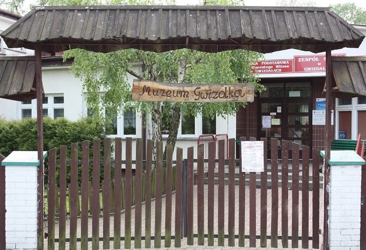Gwizdały_Muzeum_Gwizdka