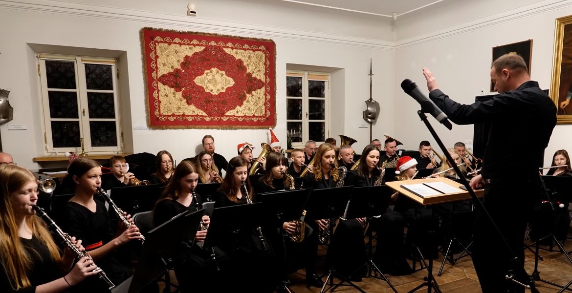 Koncert noworoczny OSP Liw zamek