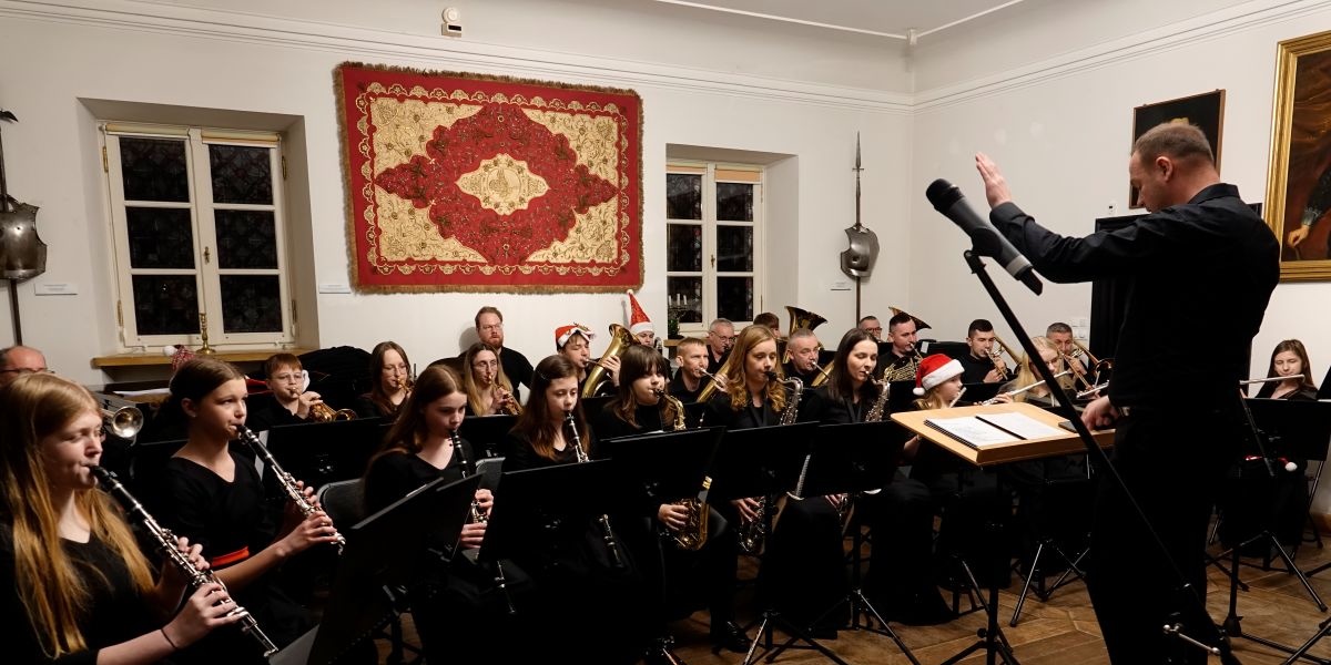 Koncert noworoczny OSP Liw zamek