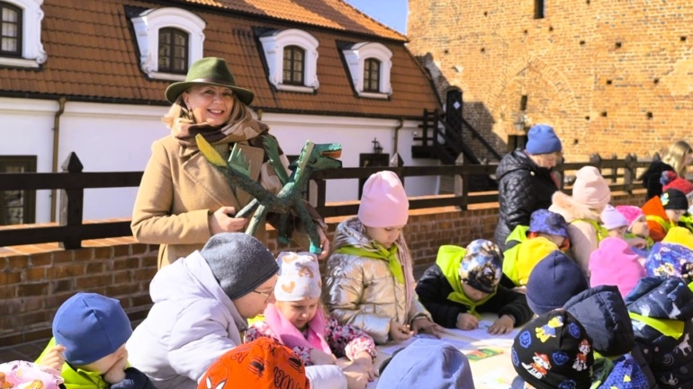 Powitaliśmy wiosnę z latawcami i smokami !